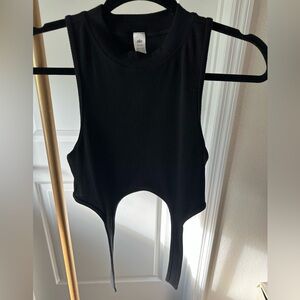 ALO Yoga Charcoal Ribbed Knit Top